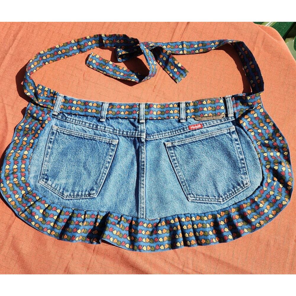 Wrangler Upcycled Denim Jeans to DIY Handmade Apron Ruffles Cooking Chef Garden